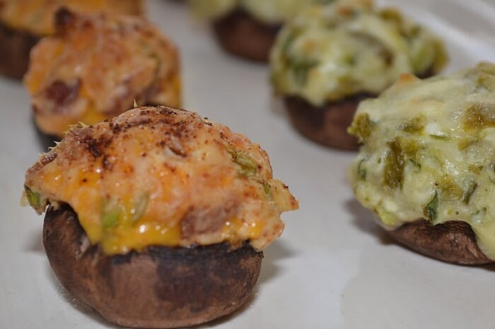 Stuffed Chili And Cheese Mushrooms