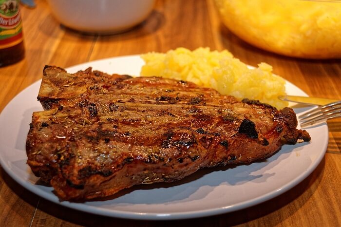 Lemon-Honey Pan-Seared T-bone Steak Lemon-Honey Pan-Seared T-bone Steak