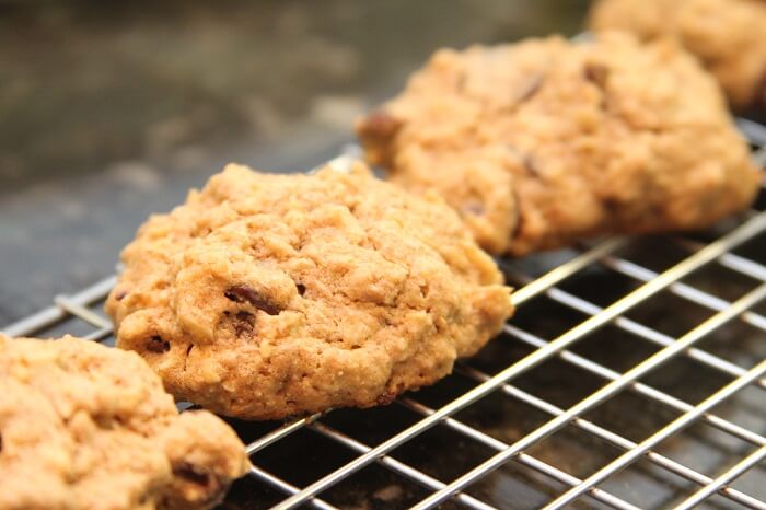 Banana And Chocolate Chip Cookies