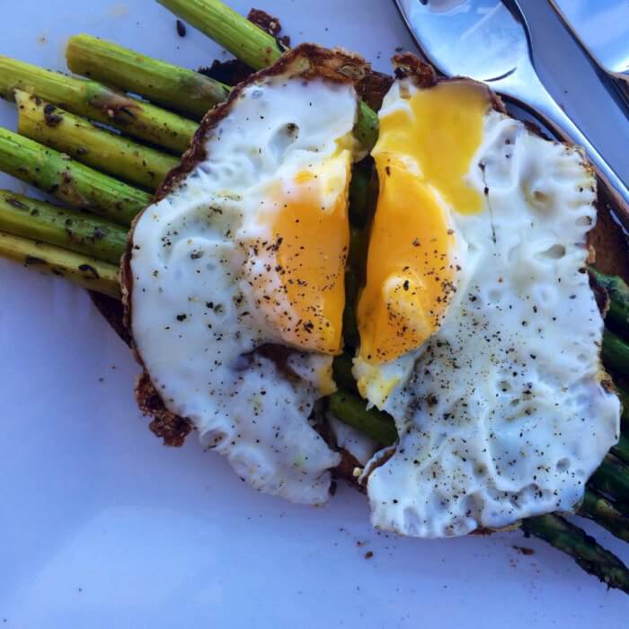 Asparagus & Fried Eggs On Garlic Toast Asparagus & Fried Eggs On Garlic Toast