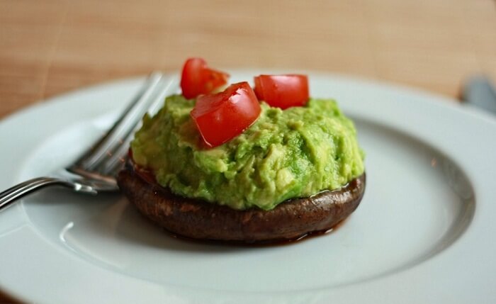Portobello Mushrooms With Kale Guacamole
