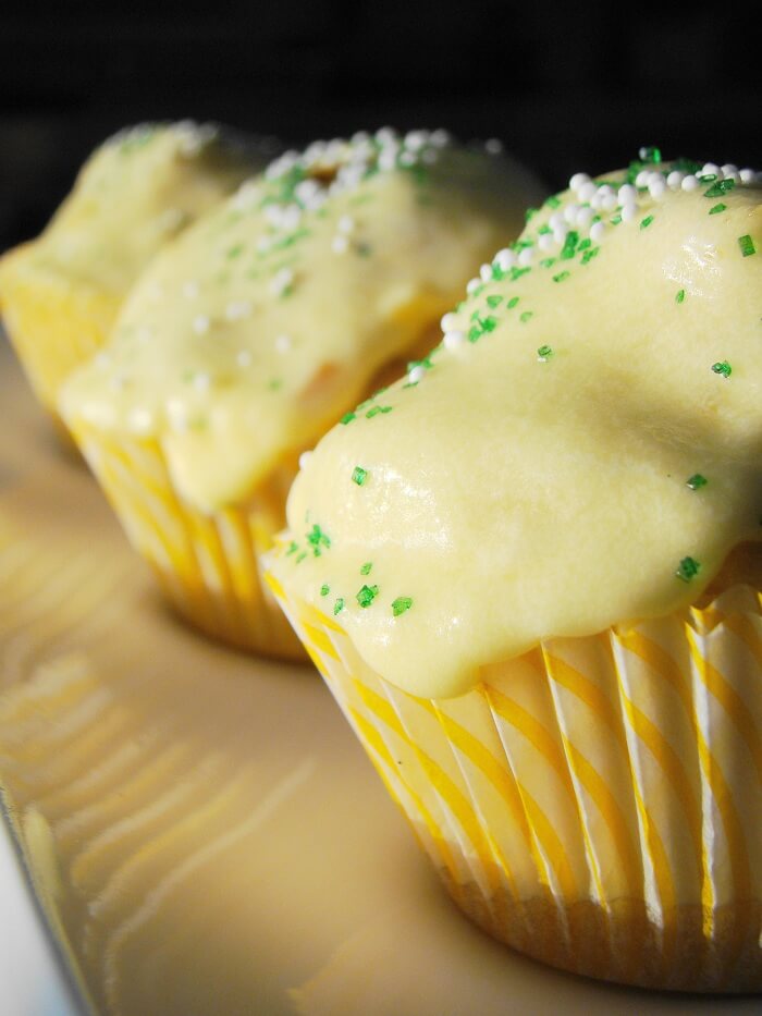 Yummy Lemon Cupcakes Yummy Lemon Cupcakes