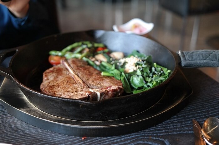 T-Bone Steak with Sautéed Spinach T-Bone Steak with Sautéed Spinach