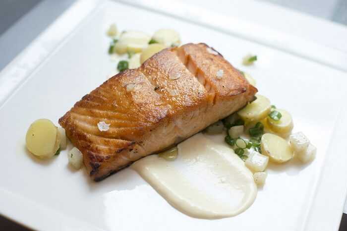 Salad With Poached Salmon Salad With Poached Salmon