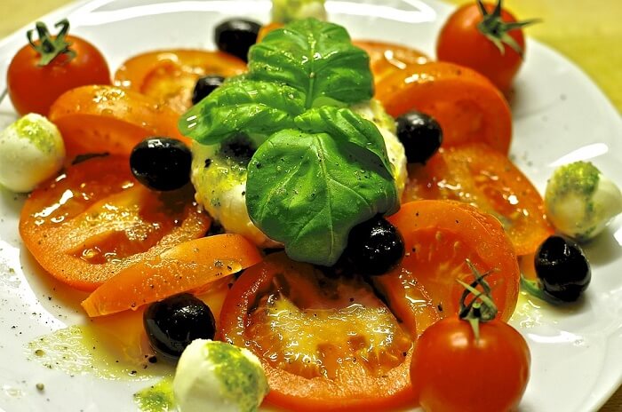 Refreshing Caprese Salad