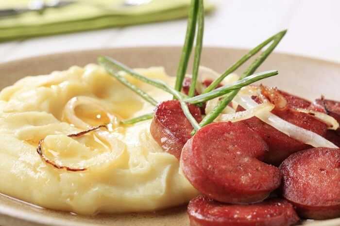Winter Vegetable Mash with Sausages