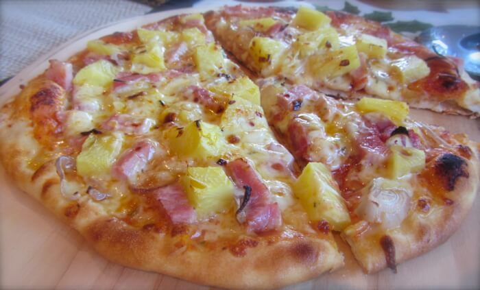 Ham & Pineapple Pizza 8015618\_orig