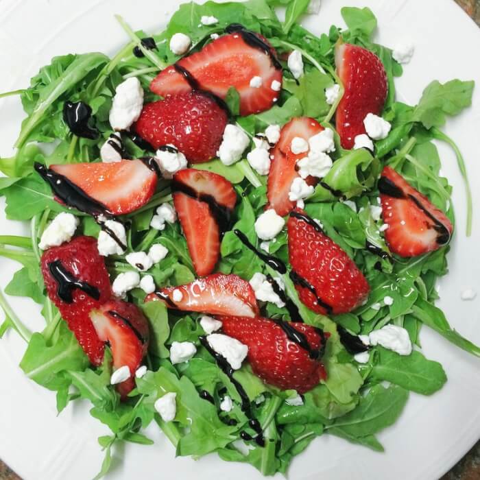 Delicious Arugula & Strawberry Salad Delicious Arugula & Strawberry Salad